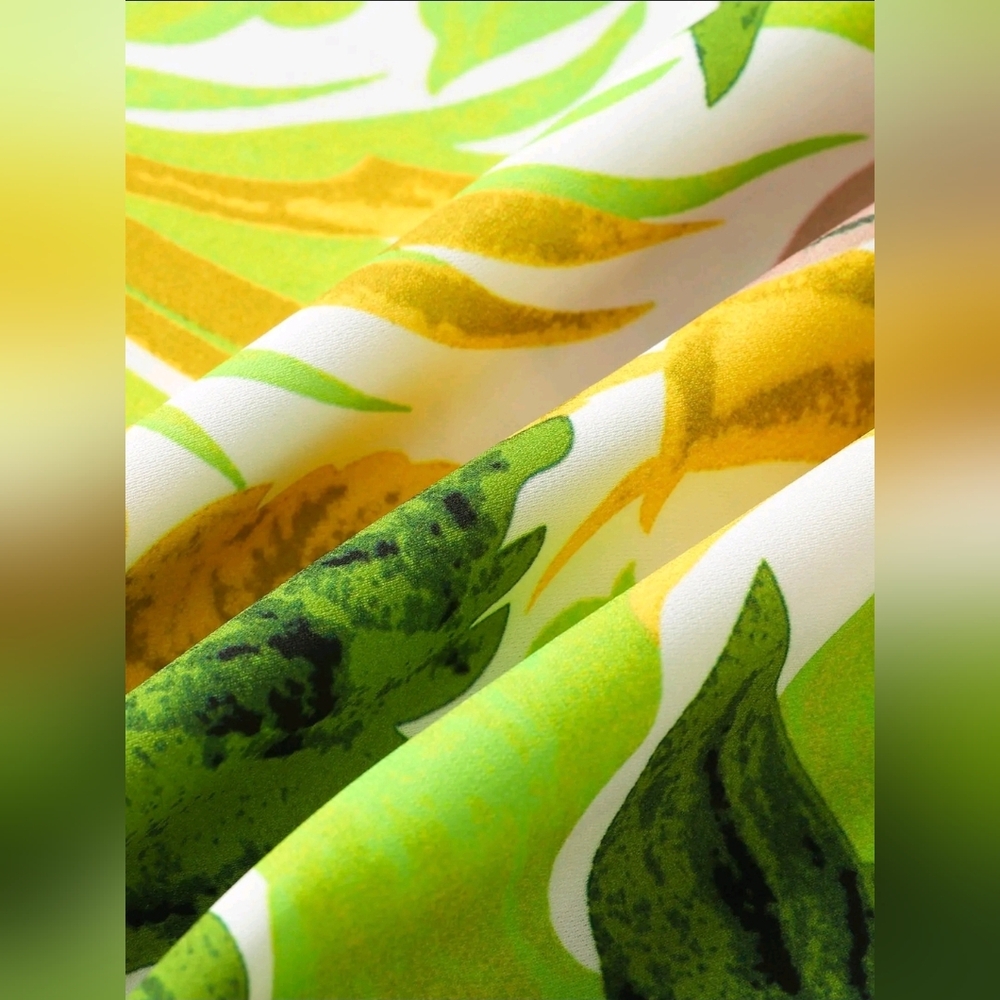 Curvzy Green Leaf Print Plus Size Dress 4XL NWT - Picture 3 of 4